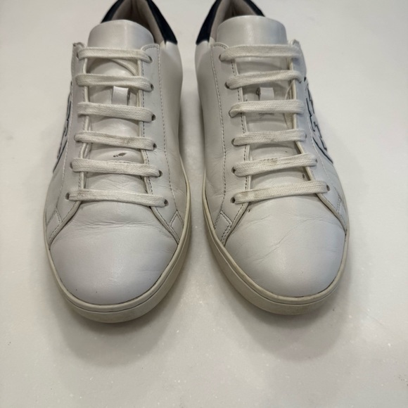 Tory Burch Women’s  Sneakers Sz 9 White Leather Leigh T Logo Lace Up - Picture 2 of 9